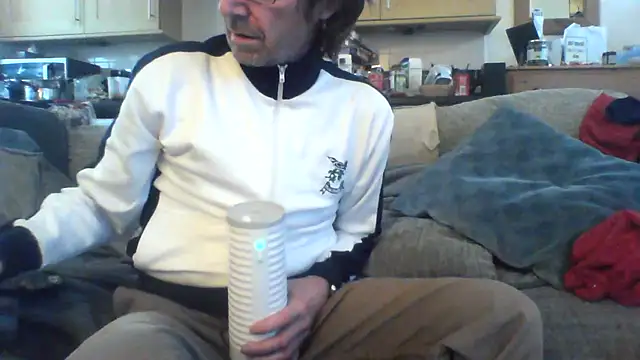 Snapshot of Grower_and_shower chatting on 10, 11, 2025 Grower and shower online show from 10, 11, 2025