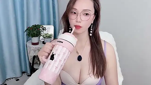 Dewluna online show from 15, 3, 2026