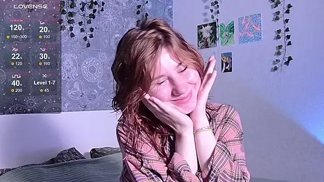 Snapshot of Cute_Cate404 chatting on 25, 10, 2025 Cute Cate404 online show from 25, 10, 2025