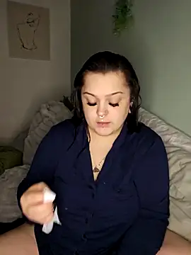 Saucy-Serenity online show from 2, 4, 2026