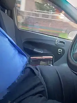 dam-her-boy online show from 13, 9, 2025