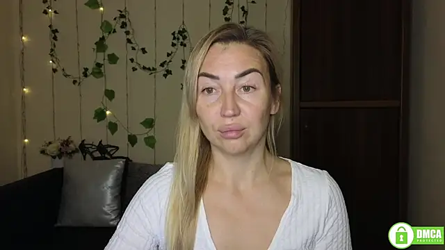 Kiss julli88I online show from 9, 11, 2025