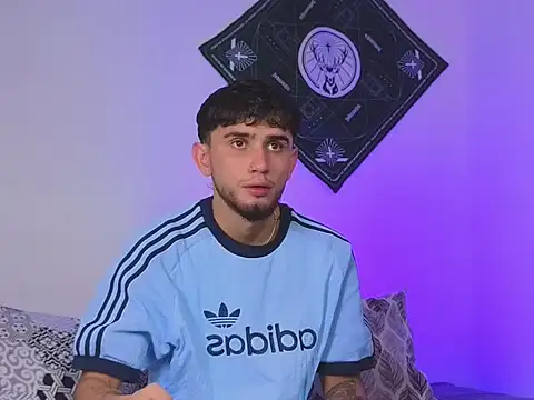 samevansx  online show from 18, 10, 2025