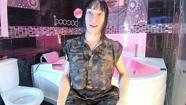 Snapshot of Small_Hot19 chatting on 11, 10, 2025 Small Hot19 online show from 11, 10, 2025