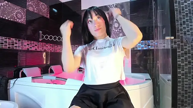 Snapshot of Small_Hot19 chatting on 16, 10, 2025 Small Hot19 online show from 16, 10, 2025