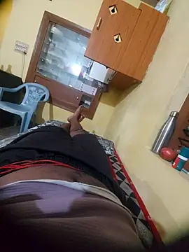 Snapshot of Zombiejack chatting on 7, 11, 2025 Zombiejack online show from 7, 11, 2025