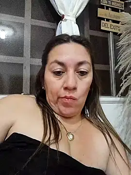 Snapshot of Luna-nevada chatting on 11, 10, 2025 Luna-nevada online show from 11, 10, 2025