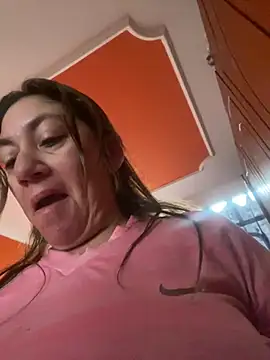 Luna-nevada online show from 2, 4, 2026