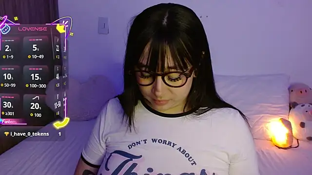 Snapshot of Oliviargf chatting on 2, 10, 2025 Oliviargf online show from 2, 10, 2025