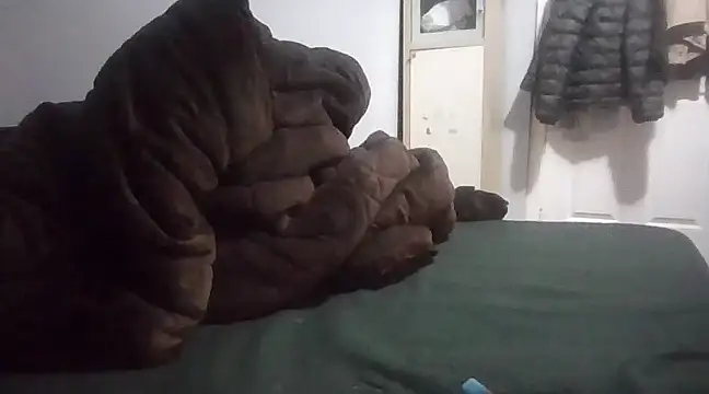 njariwala6 online show from 7, 3, 2025