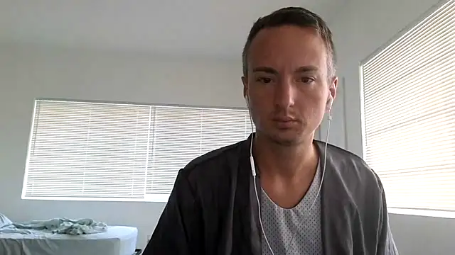 Snapshot of TheDaddy005 chatting on 31, 3, 2026 TheDaddy005 online show from 31, 3, 2026