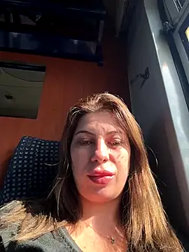 Snapshot of Alicedream5 chatting on 11, 10, 2025 Alicedream5 online show from 11, 10, 2025