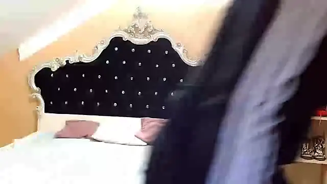 Snapshot of Diamond888 chatting on 8, 10, 2025 Diamond888 online show from 8, 10, 2025