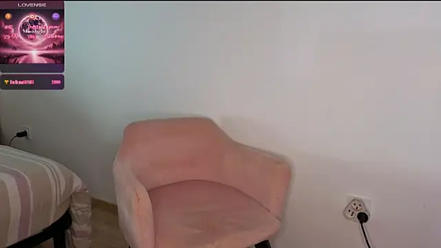 Snapshot of Moonlight-Temptation chatting on 30, 10, 2025 Moonlight-Temptation online show from 30, 10, 2025