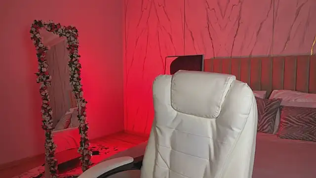  Vikky Moon  online show from 29, 11, 2025