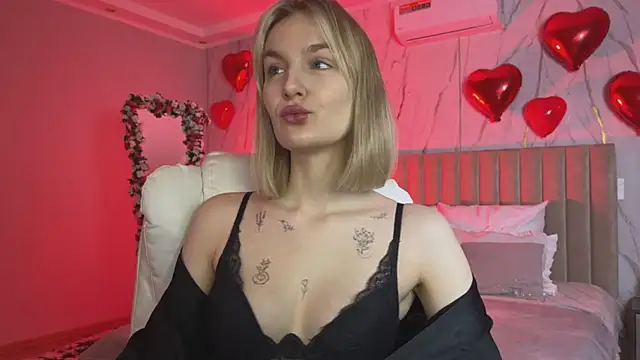  Vikky Moon  online show from 7, 3, 2026