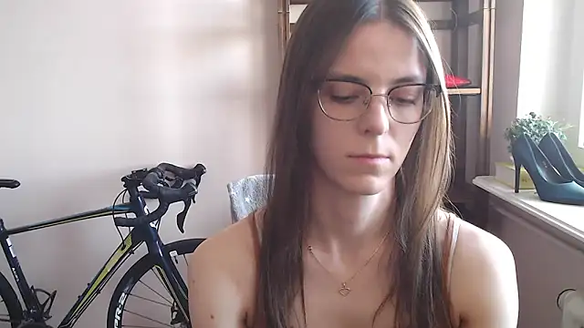 love megi online show from 3, 3, 2026