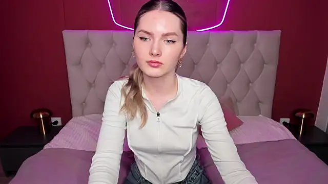 EvelineAmore online show from 19, 3, 2025