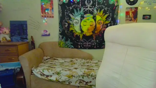 Snapshot of Lil_foxxx chatting on 7, 3, 2025 Lil foxxx online show from 7, 3, 2025