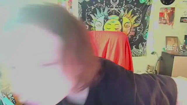 Snapshot of Lil_foxxx chatting on 25, 9, 2025 Lil foxxx online show from 25, 9, 2025