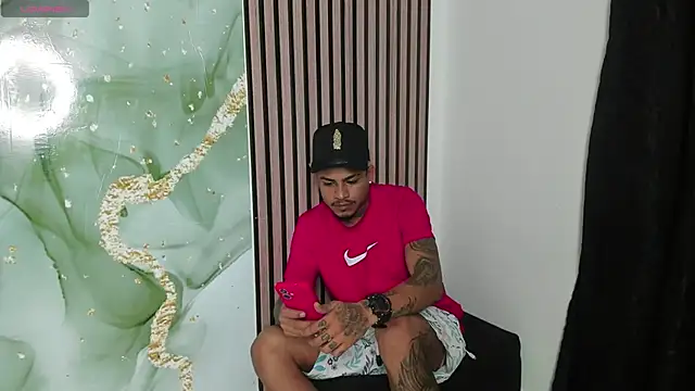 Snapshot of hot_dirty_paradise_66 chatting on 12, 1, 2026 hot dirty paradise 66 online show from 12, 1, 2026