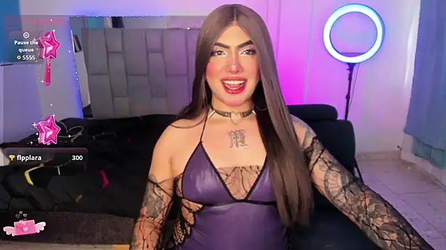 Snapshot of Sophie_whitexxx chatting on 16, 7, 2026 Sophie whitexxx online show from 16, 7, 2026
