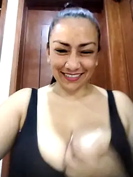 Snapshot of Carlasm- chatting on 20, 10, 2025 Carlasm- online show from 20, 10, 2025