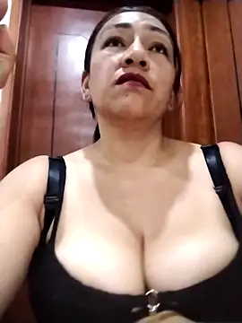 Snapshot of Carlasm- chatting on 29, 10, 2025 Carlasm- online show from 29, 10, 2025