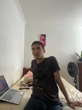 Thiagobb7 online show from 17, 9, 2025