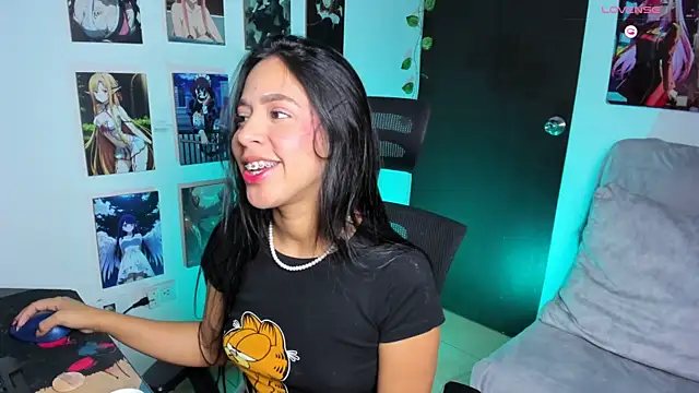 Snapshot of Vickysth chatting on 28, 4, 2026 Vickysth online show from 28, 4, 2026