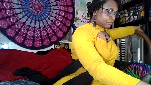 Snapshot of GardeniaFields chatting on 25, 6, 2026 GardeniaFields online show from 25, 6, 2026