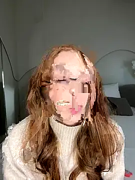 Snapshot of MiraBliss chatting on 14, 11, 2025 MiraBliss online show from 14, 11, 2025