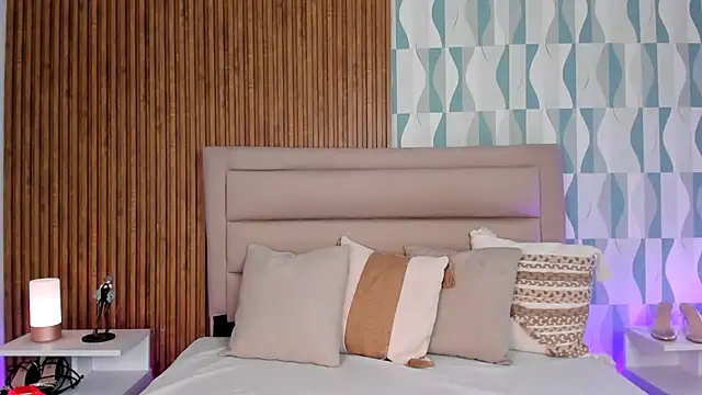 FatimaEvans online show from 23, 9, 2025