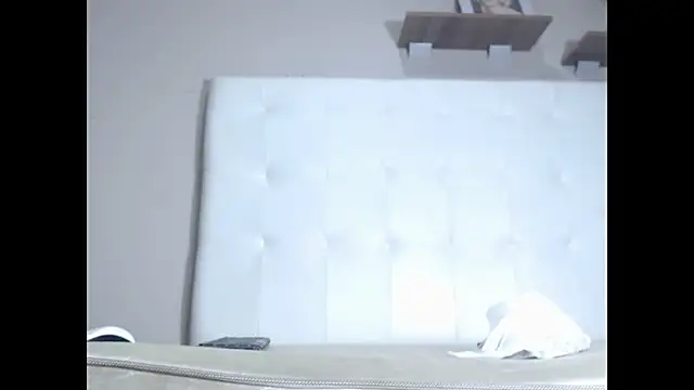 Snapshot of willow_smitt chatting on 14, 9, 2025 willow smitt online show from 14, 9, 2025