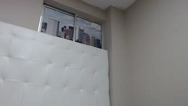 Snapshot of willow_smitt chatting on 24, 9, 2025 willow smitt online show from 24, 9, 2025