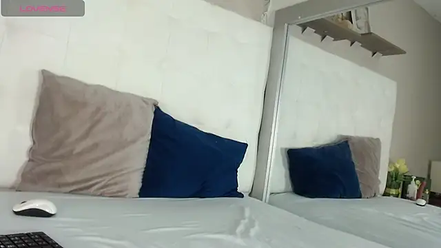 Snapshot of willow_smitt chatting on 24, 11, 2025 willow smitt online show from 24, 11, 2025