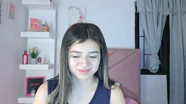 Snapshot of eva_sin18 chatting on 2, 10, 2025 eva sin18 online show from 2, 10, 2025