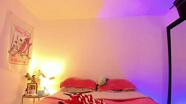 Snapshot of Alessamoth chatting on 22, 12, 2025 Alessamoth online show from 22, 12, 2025