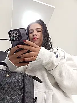 Snapshot of Nathaly_12 chatting on 25, 6, 2026 Nathaly 12 online show from 25, 6, 2026