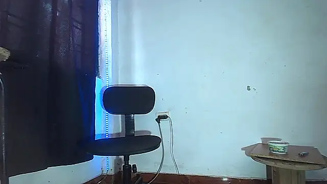 Snapshot of dareck_18 chatting on 26, 6, 2026 dareck 18 online show from 26, 6, 2026