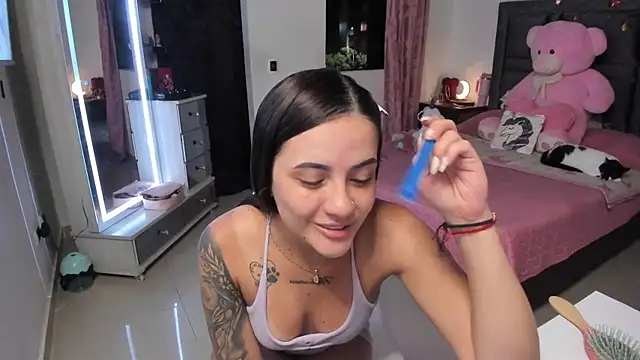 Paulet Johnson online show from 27, 3, 2026