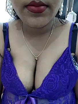 Snapshot of priya_00143 chatting on 5, 5, 2026 priya 00143 online show from 5, 5, 2026