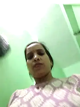 Snapshot of Hotty-Nidhi chatting on 21, 5, 2026 Hotty-Nidhi online show from 21, 5, 2026