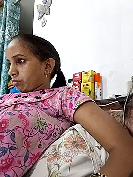 Snapshot of Hotty-Nidhi chatting on 29, 5, 2026 Hotty-Nidhi online show from 29, 5, 2026