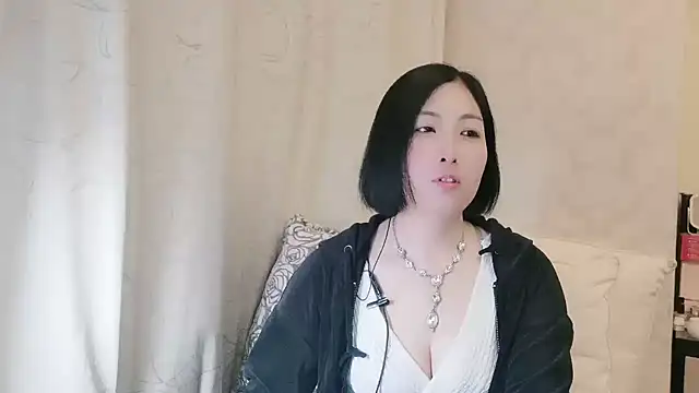 Snapshot of Rachel-6600 chatting on 17, 4, 2026 Rachel-6600 online show from 17, 4, 2026