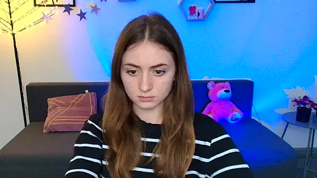 LilyHaart online show from 11, 3, 2025