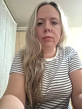 Irina3718 online show from 17, 12, 2025