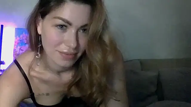 Snapshot of SweetDarling7 chatting on 14, 3, 2025 SweetDarling7 online show from 14, 3, 2025