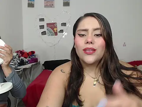 nicky andcamil online show from 18, 11, 2025