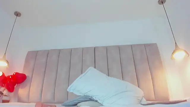 Snapshot of Sofiia_Rossee_ chatting on 12, 3, 2025 Sofiia Rossee online show from 12, 3, 2025